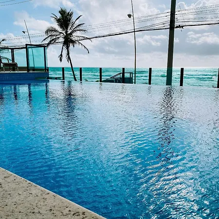 Pe Na Areia, Piscina Borda Infinita, Vaga De Garagem, Portaria 24 Hs Apartment Salvador Exterior photo