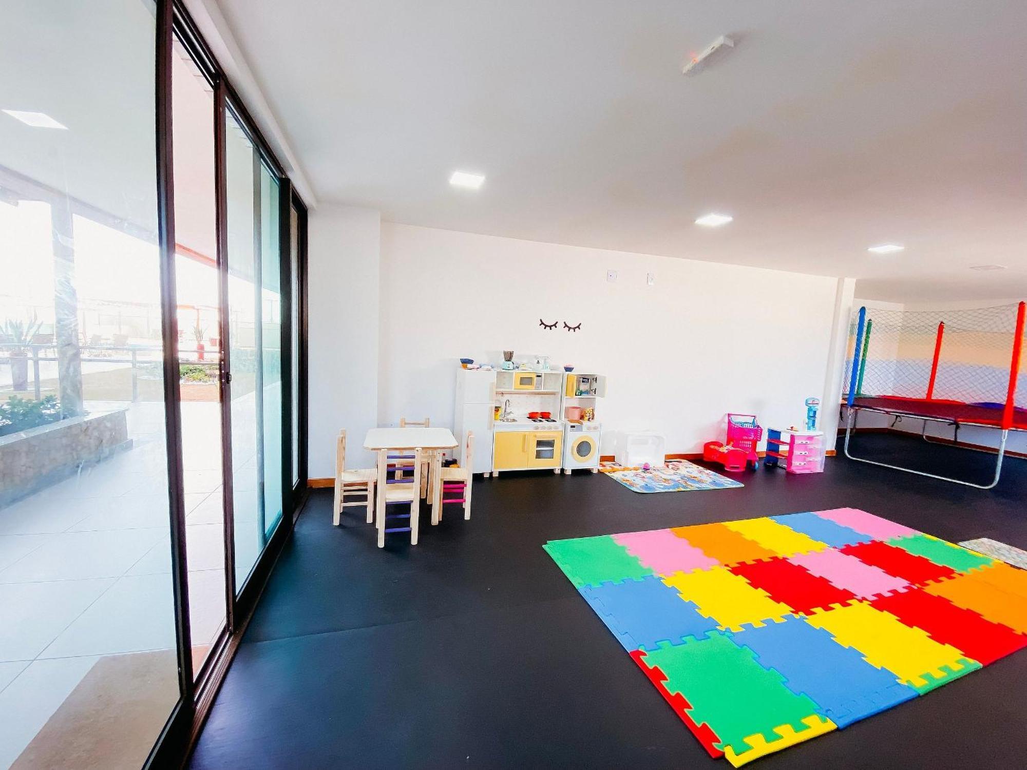 Apartment Pe Na Areia, Piscina Borda Infinita, Vaga De Garagem, Portaria 24 Hs *