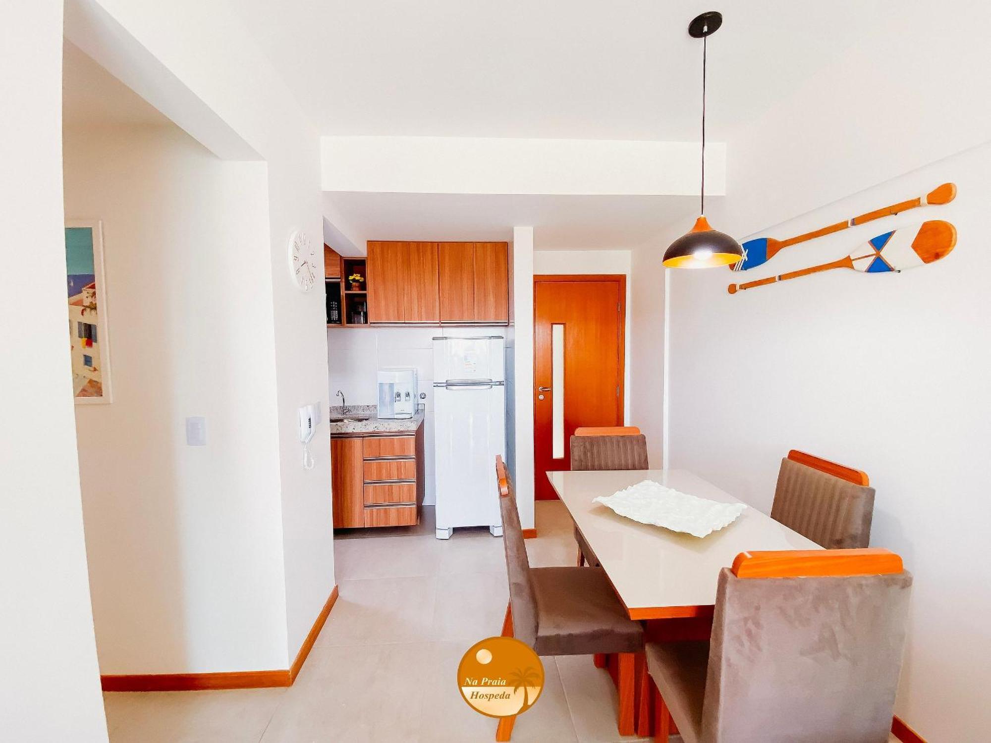Apartamento Pe Na Areia, Piscina Borda Infinita, Vaga De Garagem, Portaria 24 Hs